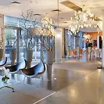 Hotel By Ihg 4*