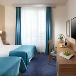 By Ihg Hotel