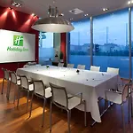 By Ihg