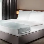 By Ihg Hotel