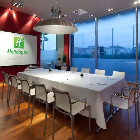 By Ihg