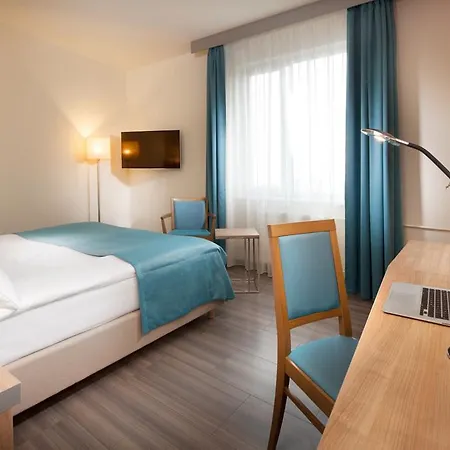 By Ihg מלון 4*