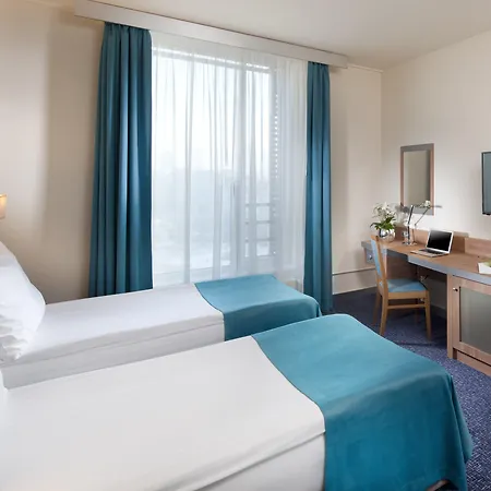 מלון By Ihg