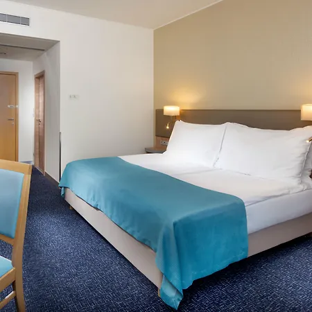 By Ihg מלון 4*
