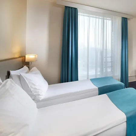 By Ihg 4* Prag