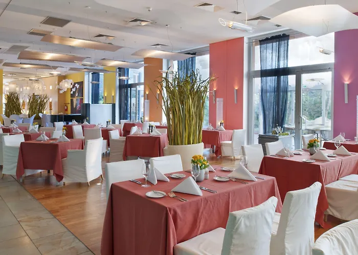 By Ihg Otel Prag