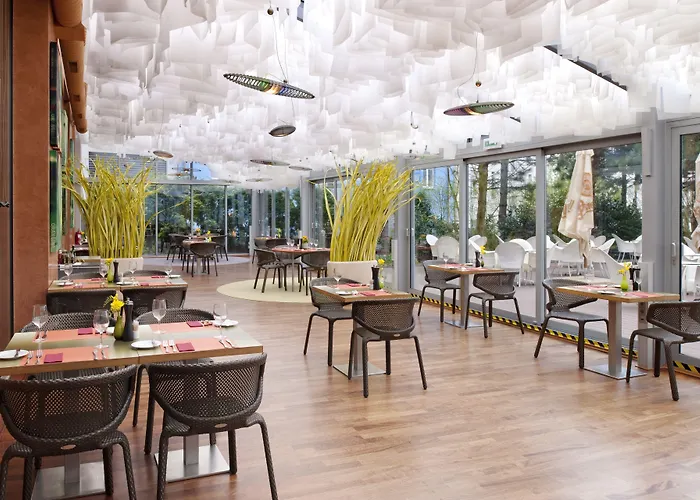 By Ihg Otel Prag