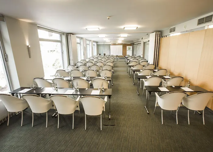 By Ihg Otel Prag