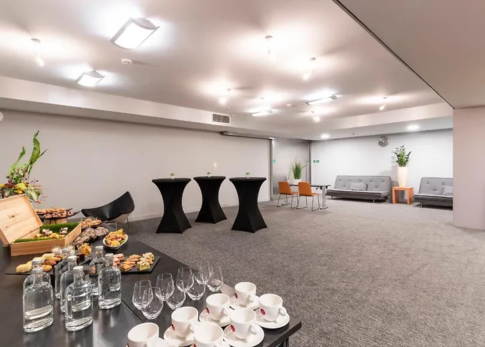 By Ihg Otel Prag