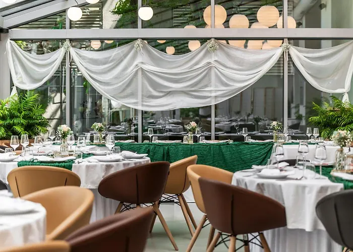 By Ihg Otel Prag