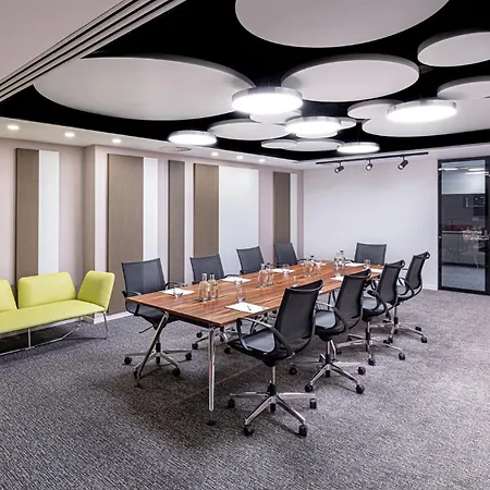 Hotel By Ihg Prague