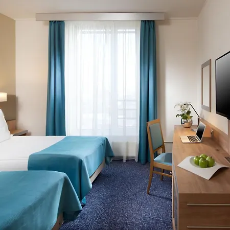 By Ihg ホテル