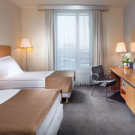 By Ihg 4*