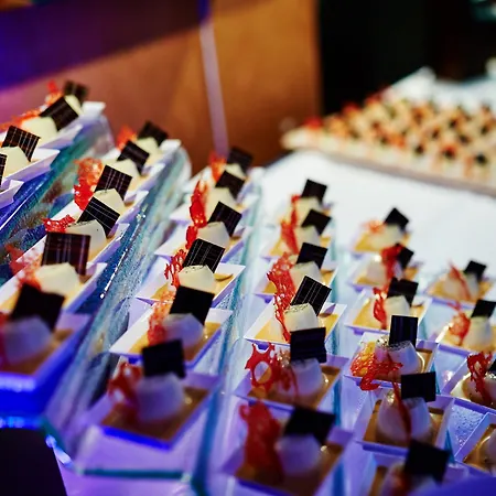 By Ihg Hotel 4*