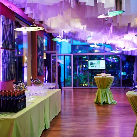 By Ihg Hotel Prague